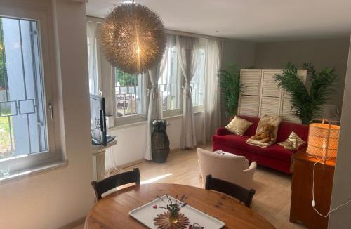 Nussbaumen Apartment | Romantic Space