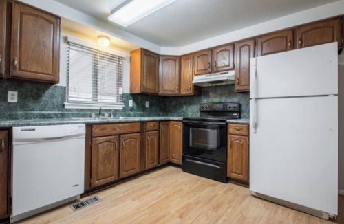 Orem House | Romantic Stay 3 BD/2BATH - hot tub, garden, cozy home in Orem Utah