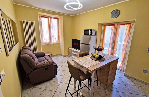 Tremezzina Apartment | [Romantic Stay - Lake Como - 50m from the lake]