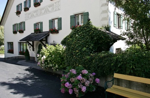 Telfes im Stubai Apartment | Romantic studio with garden, SWIMMING POOL, mountain railways for free