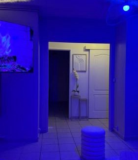 Noyon Apartment | Romantic Suite with Private Jacuzzi