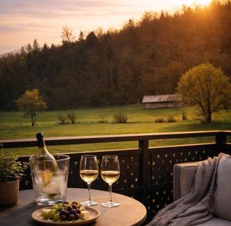 Trebnje Apartment | Romantic Sunset Retread I 4 Min to A2 I E-Bikes I Near Ljubljana