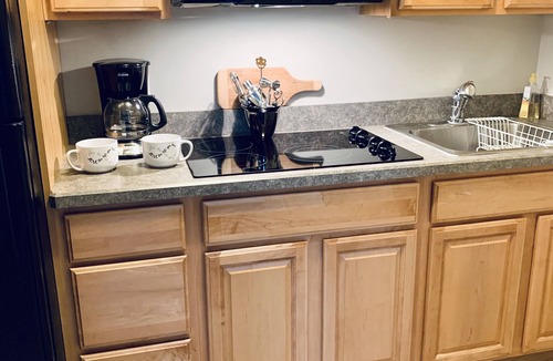 Saugatuck Condo | ROMANTIC TOP FLOOR, DOWNTOWN NESTING w KING BED & WATER VIEW OF MT. BALDHEAD