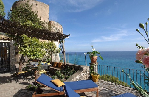 Montepertuso House | Romantic Tower with shared pool - My Rental homes