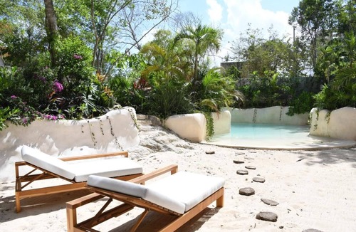 Tulum City Center Apartment | Romantic Tulum Jungle Escape - Plunge Pool - Summer Discount