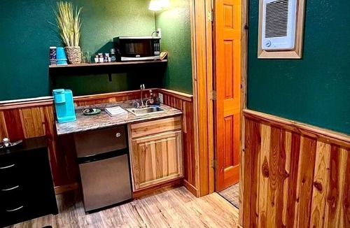 Thompson Falls House | Romantic Vacation Rental Great to Disconnect in Montana