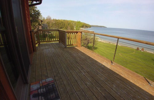 Gills Rock Cottage | Romantic Waterfront Suite With Amazing Water Views, Hedgehog unit