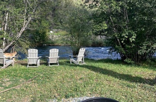 Canoncito RV Rental | Romantic Weekends on the Pecos River in this Lovely Safari Tent in New Mexico