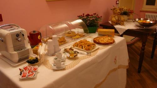 Serra Sant'Abbondio Bed & Breakfast | Romantico B&B