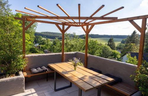 Munchsteinach House | Romantisches Cottage mit Sauna, Terrasse & Natur