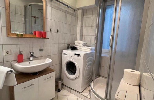 Knielingen Apartment | Romantisches Kamin-Apartment by Rabe - Gartenabteil, Smart-TV, Netflix