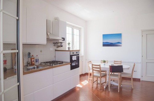 Ortona Apartment | ROME - Spacious apartment in villa with pool and barbecue, 1km from the sea