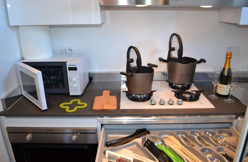 Quartiere XIII Aurelio Apartment | ROME VATICAN -100sqm -MODERN DESIGNED - COZY BALCONY - free WI-FI, A/C, SAT TV