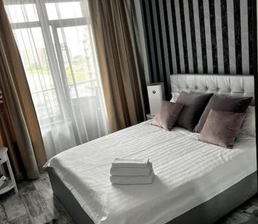 Constanta Apartment | Romeo's Beachfront Apartment by LOFT, Hotel OPERA and White Tower