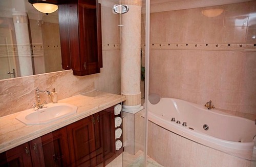 Margate Beach Apartment | RONDEVOUX PENTHOUSE