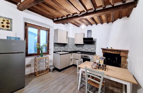 Prunetta Apartment | Rondini apartment