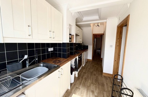 New Forest District Apartment | Roof Garden @ No.60 High Street