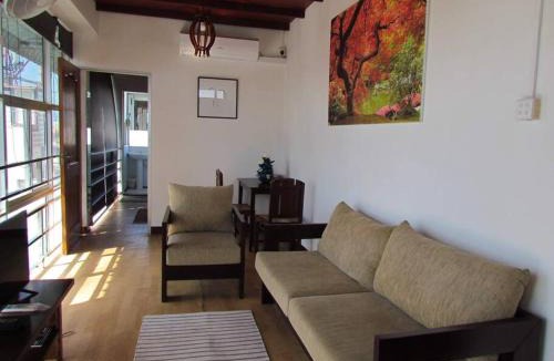 Milagiriya Apartment | Rooftop Attic