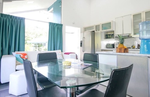 Esterillos Apartment | Rooftop Deck | Ocean View | Walk to Beach
