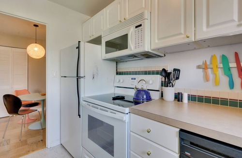 Downtown Seattle Apartment | Rooftop Deck, Views! Dtwn Hub 2 Mi to Lumen Field