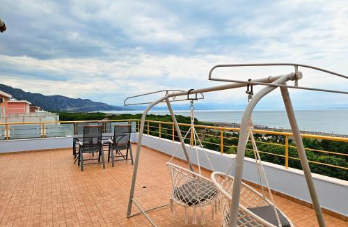 Velipoje Apartment | Rooftop Florale