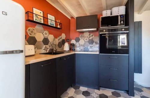 Couronne Urbaine Apartment | Rooftop Mirabeau Private Roof Terrace A/C 2 Bedrooms