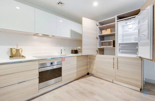 Hollywood Apartment | Rooftop Pool| Balcony|Hollywood Beach Broad–walk