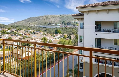 Mira Mesa Apartment | Rooftop Spa & Pool | 1 BR w/Sauna | Mira Mesa
