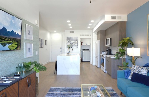 Desert View Village Apartment | Rooftop Sunsets·King Bed-Heated Pool-Near Golf