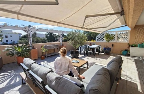 Boulouris-sur-Mer Apartment | Rooftop villa, large terrace 50m²