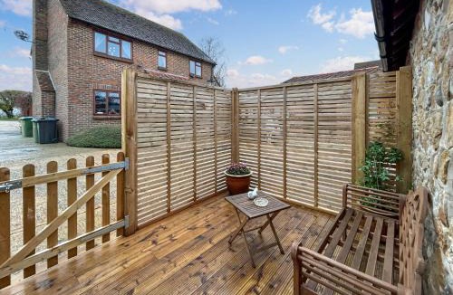 Bognor Regis House | Rookery Farm Holiday Cottage