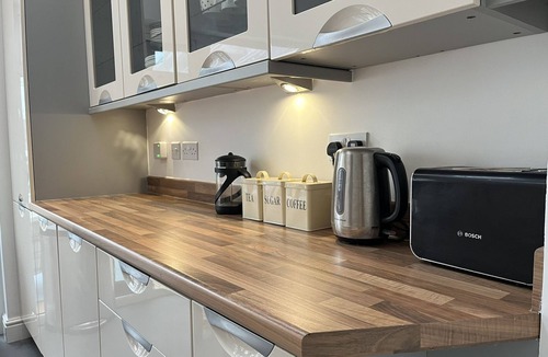 Sherborne St. John House | Rooksdown Town-House - Contractors Families & Pets