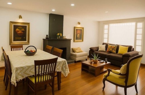Quinta Paredes House | Room 3