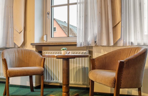Lehrberg Apartment | Room 3 - Double room with Wi-Fi