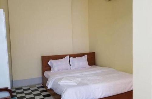Daun Penh House | Room 7 - Studio in a villa 5mn walk from the Royal Palace with swimming pool