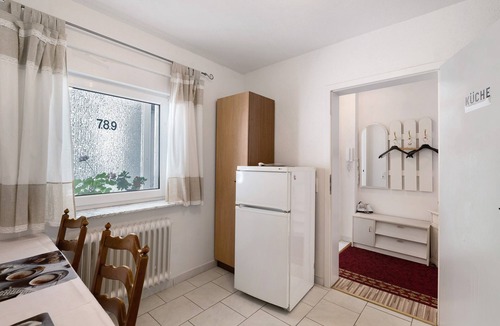 Baden-Baden Apartment | Room 7 with Shared Terrace and Wi-Fi