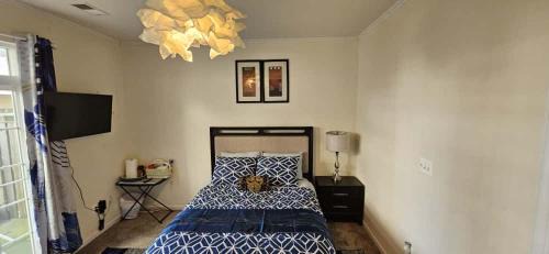 Yorkshire House | Room at Falls Grove