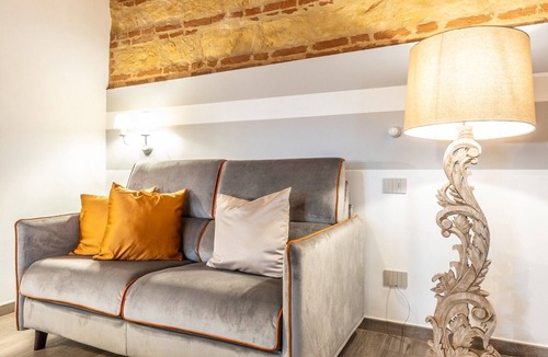 Quargnento Apartment | Room 'Brajamòla' with Shared Garden, Wi-Fi and Air Conditioning