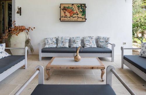 Vignacastrisi Apartment | Room 'Camelia 1' with Shared Terrace, Wi-Fi and Air Conditioning