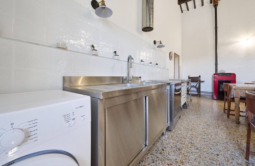 Riotorto Apartment | Room 'Camera 4 - Del Ponti' with Shared Garden and Wi-Fi