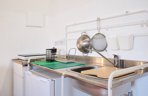 Riotorto Apartment | Room 'Camera 5 - Del Ponti' with Shared Garden and Wi-Fi