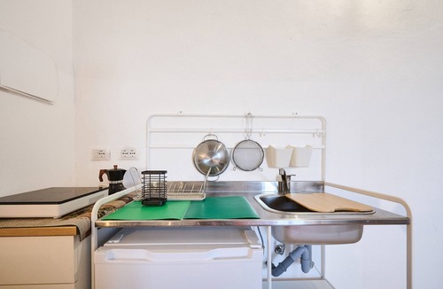 Riotorto Apartment | Room 'Camera 5 - Del Ponti' with Shared Garden and Wi-Fi