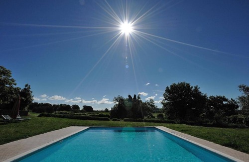 Sorano Apartment | Room 'Camera Est' with Shared Pool, Shared Terrace and Wi-Fi