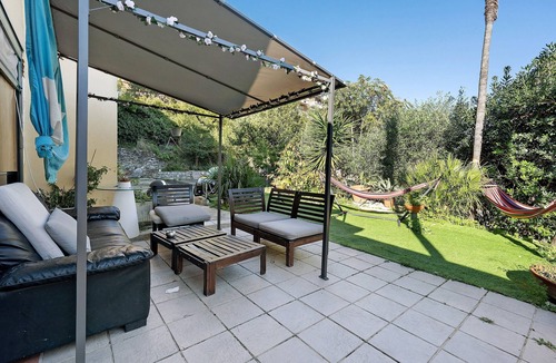Chiavari Apartment | Room 'Camera Matrimoniale' with Shared Garden, Wi-Fi and Air Conditioning