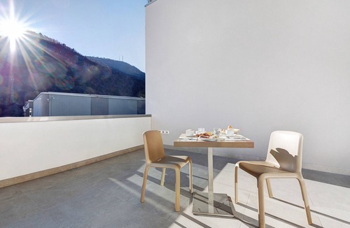 Mori Apartment | Room 'Camera Matrimoniale' with Mountain View, Wi-Fi and Air Conditioning