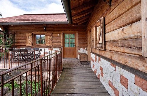 Arsie Apartment | Room 'Camera Quadra' with Mountain View, Balcony and Wi-Fi