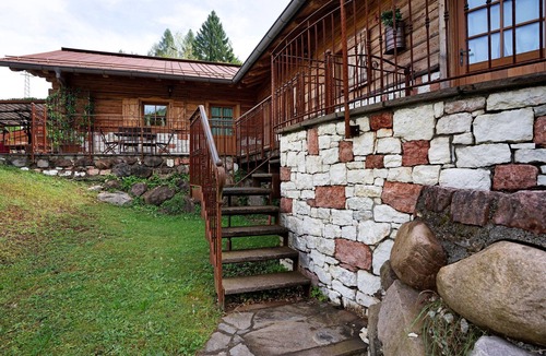 Arsie Apartment | Room 'Camera Rotonda' with Mountain View, Balcony and Wi-Fi