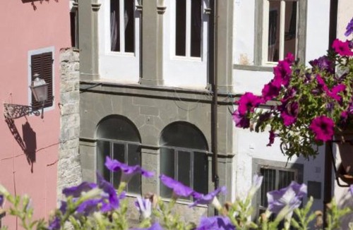 Bagni di Lucca Apartment | Room 'Camera Standard Doppia' with Shared Garden, Wi-Fi and Air Conditioning
