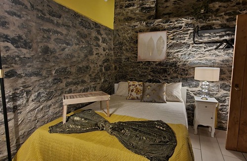 Lombo do Doutor House | Room-discover Magical Calheta