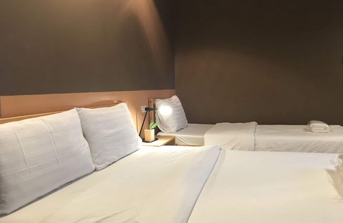 Ban Mai Hotel | Room@Doze